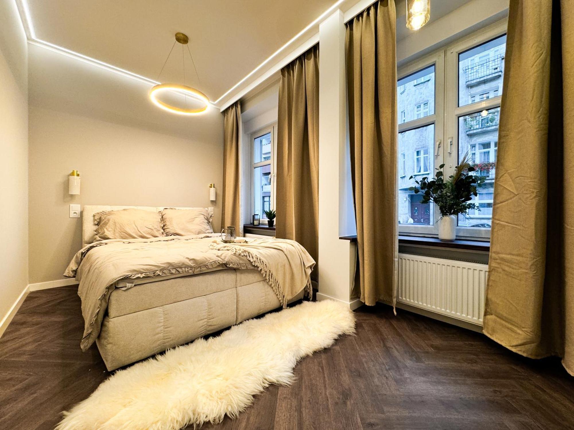 Central, Modern & Chic Gem, Near Park! 10min To Old Town, Trumski